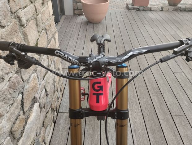 GT Fury Carbon Mullet 2023 Factory Team Taille M - 3