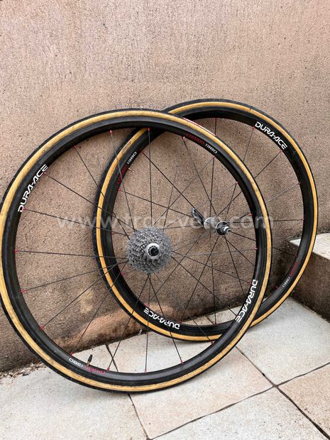 Roues dura ace carbone  1380 Gr 11v - 1