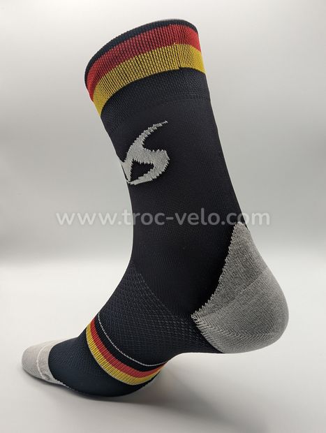 NEUF - Lot de 4 paires de chaussettes Cyclisme - Running - ALLEMAGNE - Ventura Socks - 2