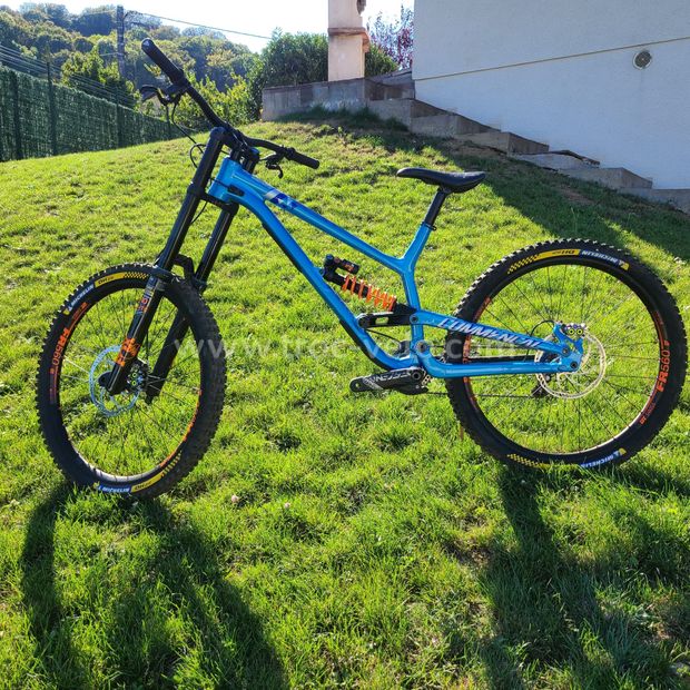 Vtt dh best sale commencal furious