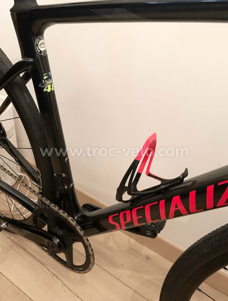 Specialized roubaix pro sram force best sale etap axs