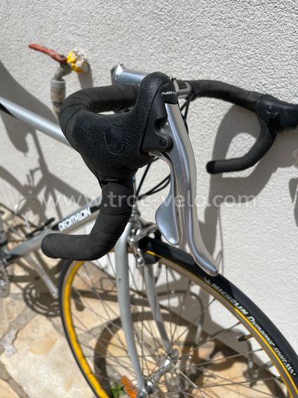 velo de route decathlon