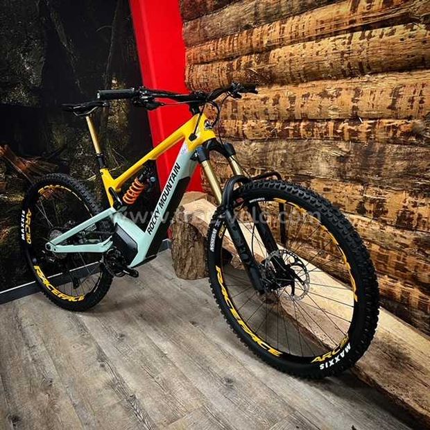 rocky mountain altitude powerplay carbon 90 rally edition 2020