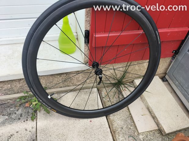 Troc velo roues online carbone