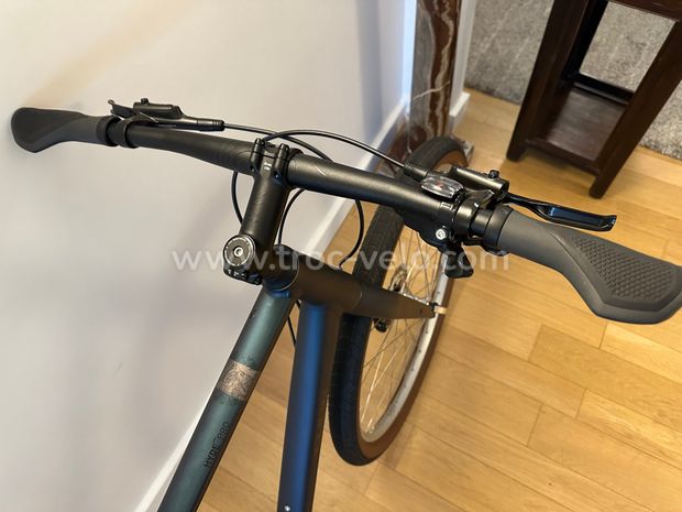 Vélo Cube Hyde Pro XL 62 cm - cadre aluminium, courroie carbone, freinage hydraulique Shimano, transmission Shimano Nexus 8 vitesses - 3