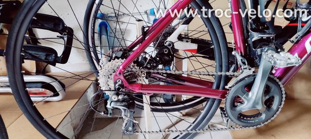 Velo route outlet femme assistance electrique