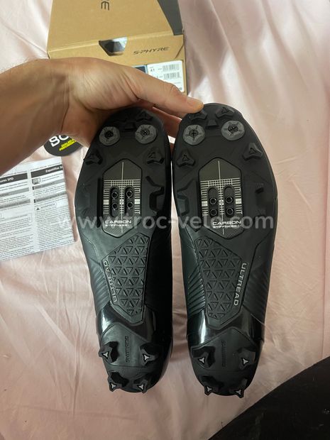 Chaussure vtt carbone shimano neuve  - 10