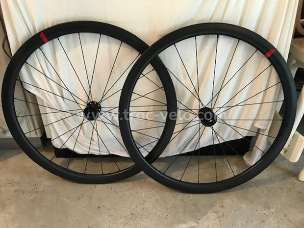Roues Wilier carbon 38 disc. - 1