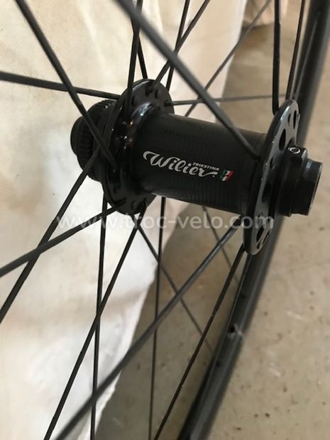 Roues Wilier carbon 38 disc. - 2