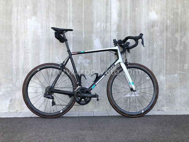 V lo de route Vitus Vitesse Evo 2018 carbone taille 58 VITUS