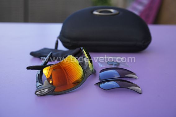 Lunettes OAKLEY Flak 2.0 xl noir + Verres polarisants + photochromiques