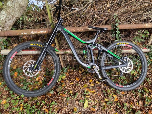 VTT giant glory 2 2017 GIANT 27520 Troc V lo