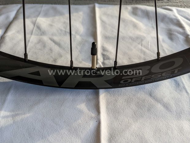 race face ar 30 c tubeless ready