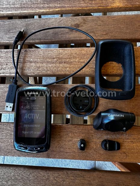 Garmin Edge 810 avec capteur cadence et coque silicone - 1