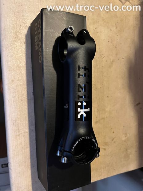 Fizik cyrano sales r1