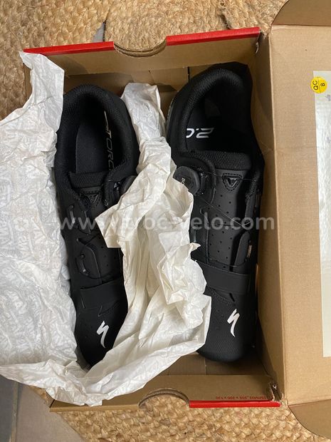 Chaussures Torche 2.0 Specialized neuve - 3
