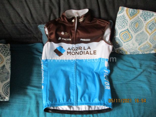 Maillot S/M  AG2R  taille XL - 1